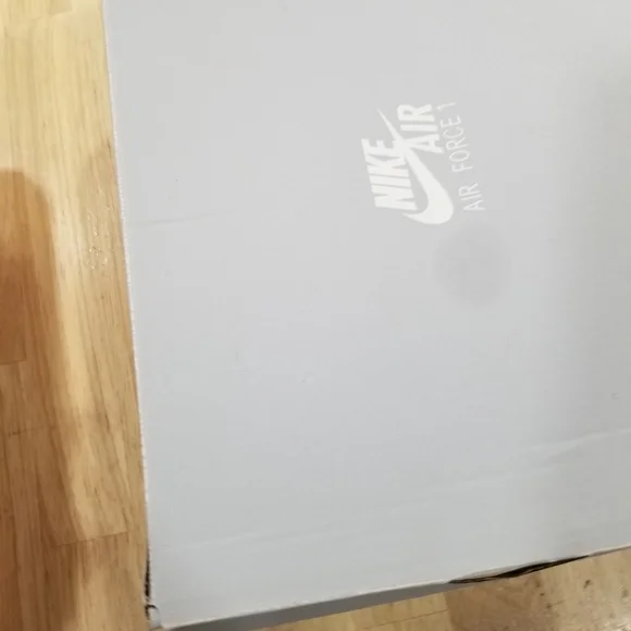 Custom Air Jordan 1 Light Pink - Picture 4 of 7